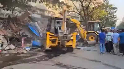 मुंबई में मीरा रोड पर हुए बवाल पर शिंदे सरकार हुई सख्त, उपद्रवियों के अवैध निर्माण पर चला बुलडोजर
