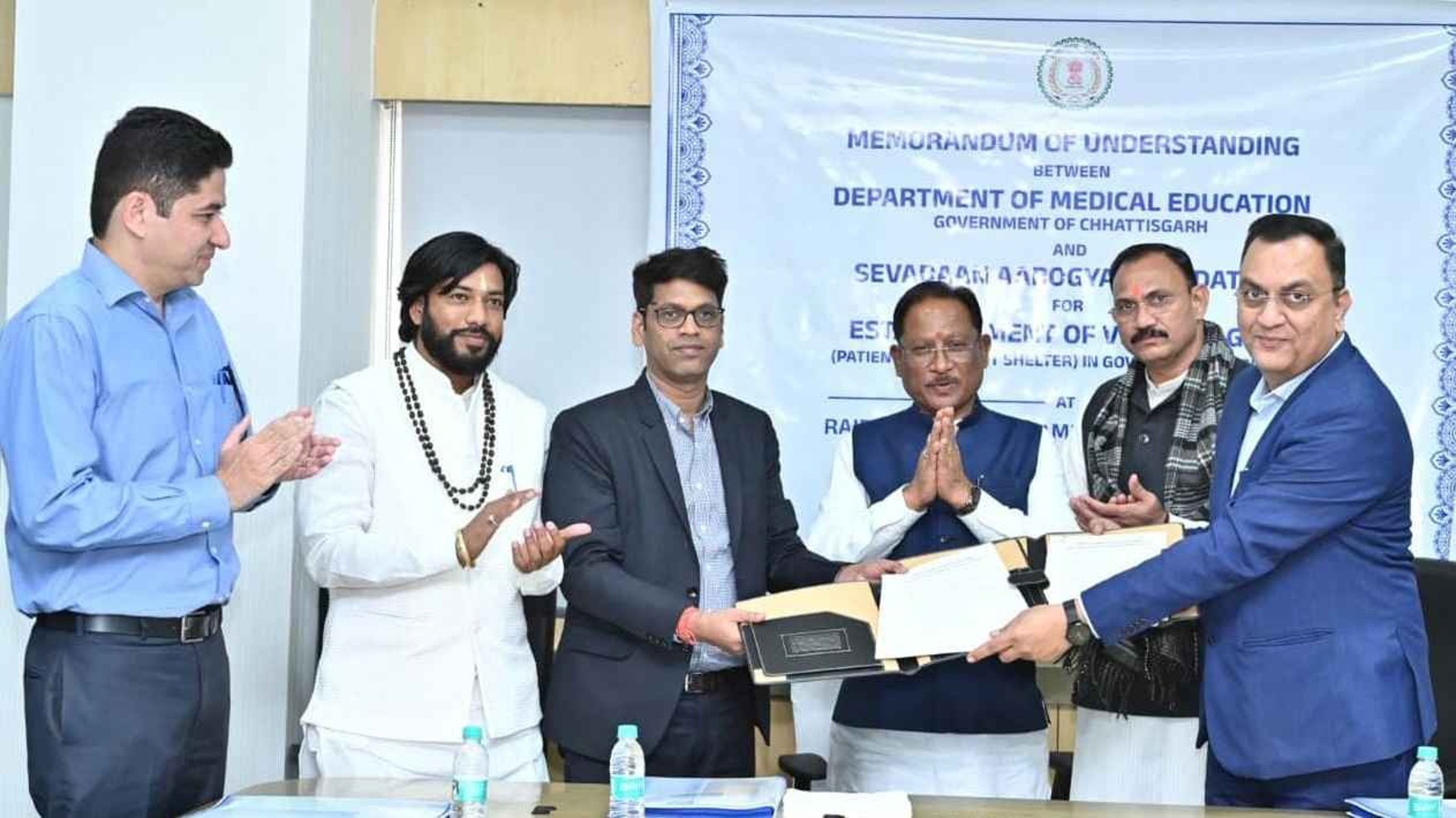 अस्पताल की दहलीज पर अब परिजनों को मिलेगा घर जैसा सुकून: छत्तीसगढ़ सरकार की एक संवेदनशील पहल