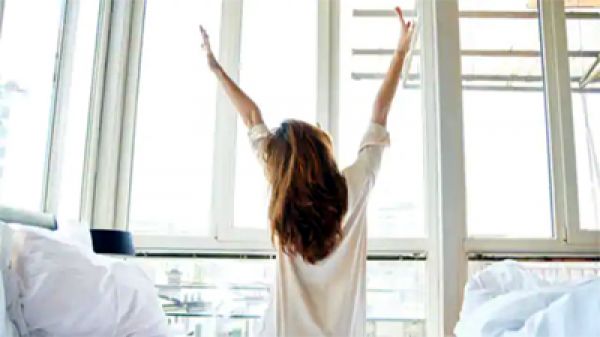आयुर्वेद: हेल्दी बॉडी के लिए सुबह उठें जल्दी, क्या आपको पता है जागने का सही समय