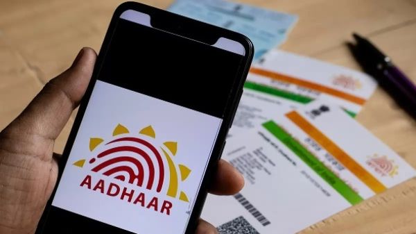 आधार कार्ड में जन्मतिथि बदलना अब हुआ आसान, जानें बेहद आसान तरीका