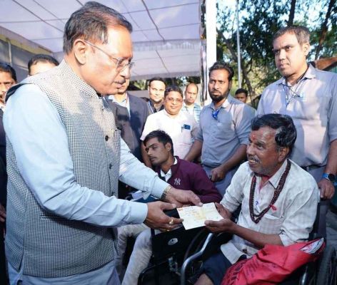 संवेदनशील शासन की मिसाल: जनदर्शन में मुख्यमंत्री श्री विष्णु देव साय ने मौके पर सुलझाईं समस्याएँ