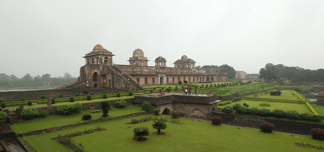 मांडू पर्यटन – Mandu Tourism